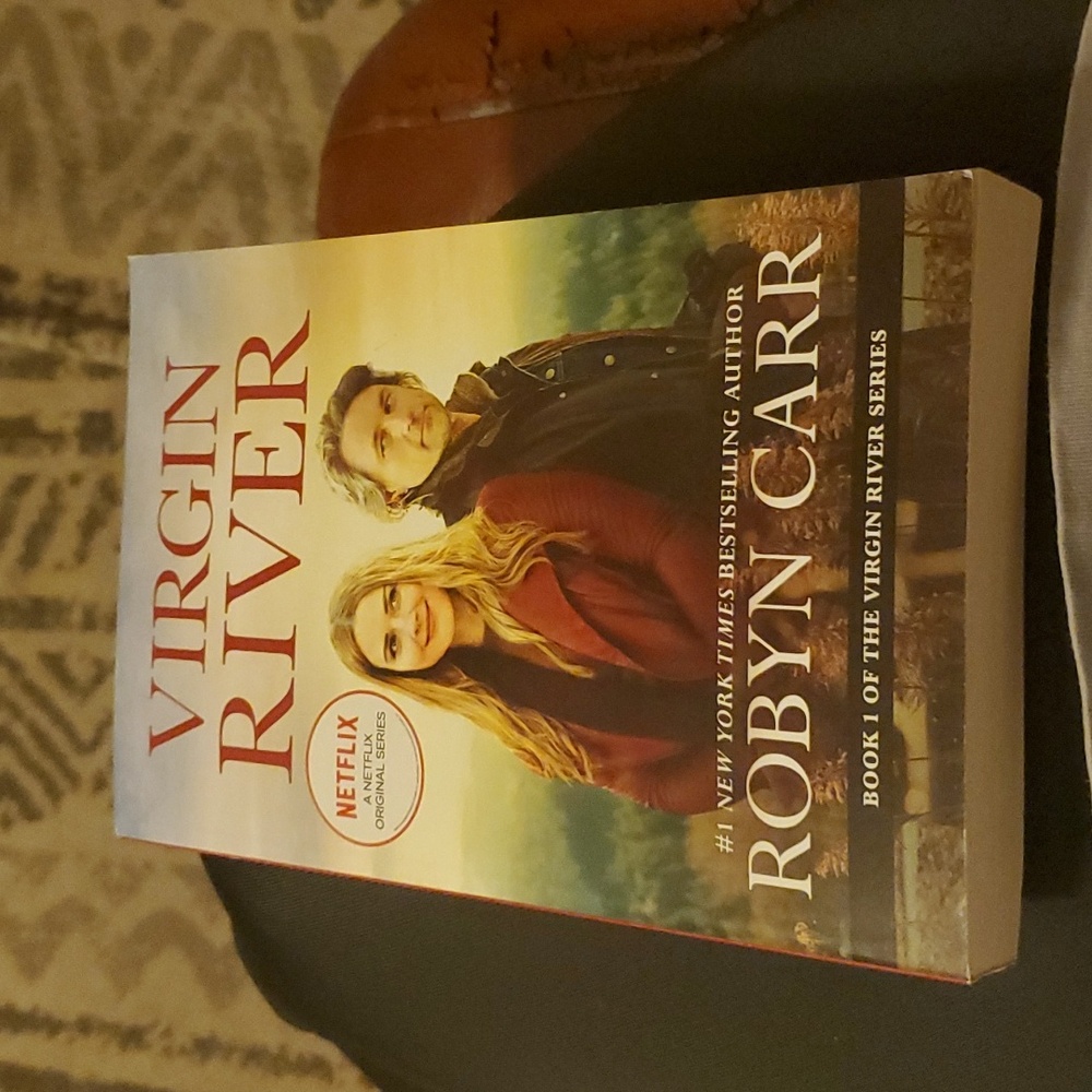 A Virgin River Novel Series: Virgin River by Robyn Carr (2021, Trade Paperback).